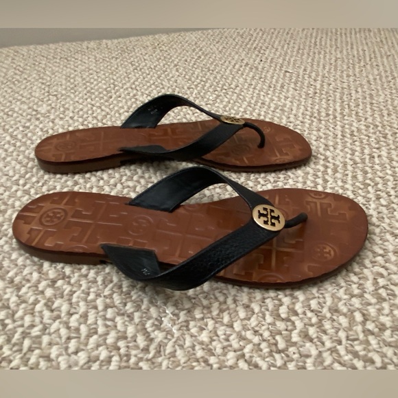 Tory Burch Throra Thong Sandals - Black Leather with Brown Sole - Picture 7 of 13